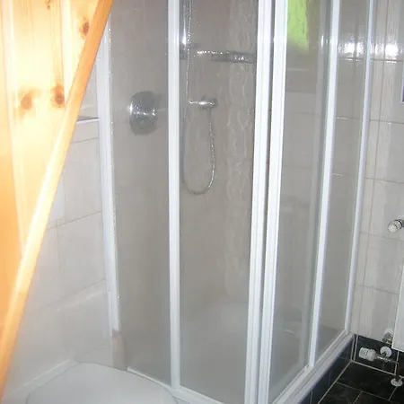 奥博格莱霍夫公寓 Assling